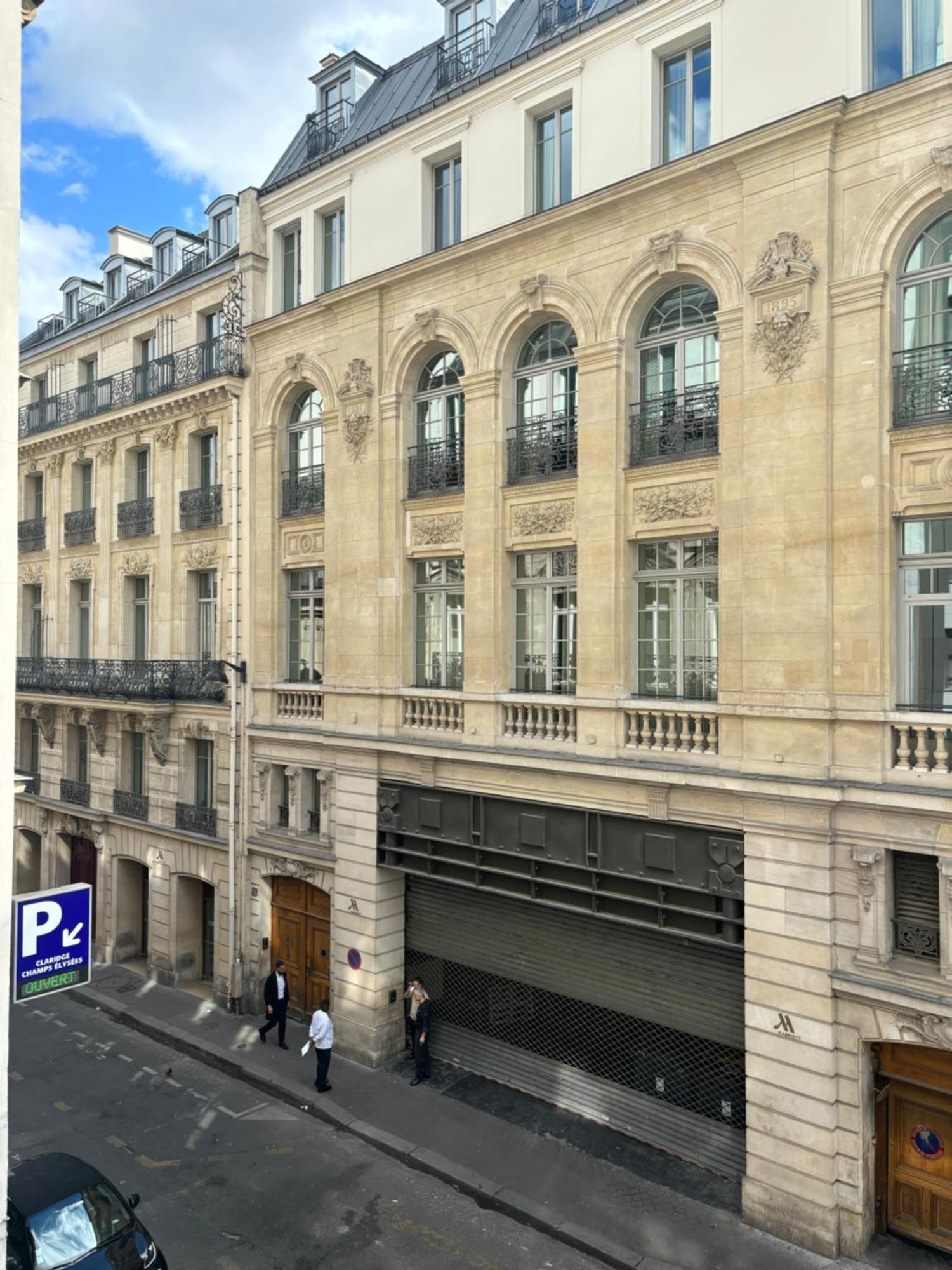 Ponthieu * Parigi