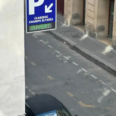 Ponthieu * Parigi